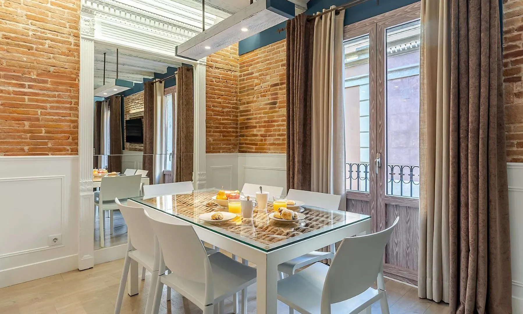 Enjoybcn Colon Apartments Βαρκελώνη 0*,  Ισπανία
